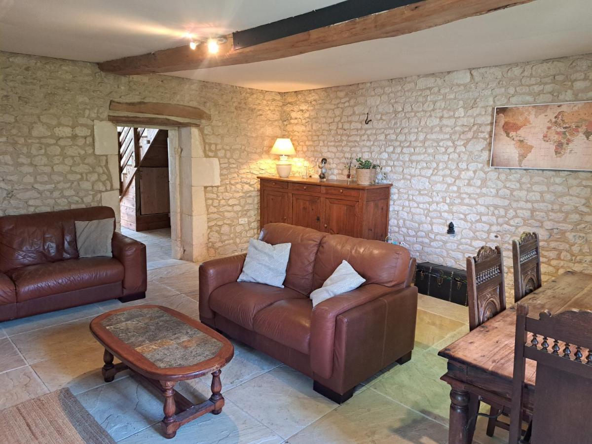 Le Moulin Etourneau - 3 Gites Avec 2 Piscines Champagnac  المظهر الخارجي الصورة