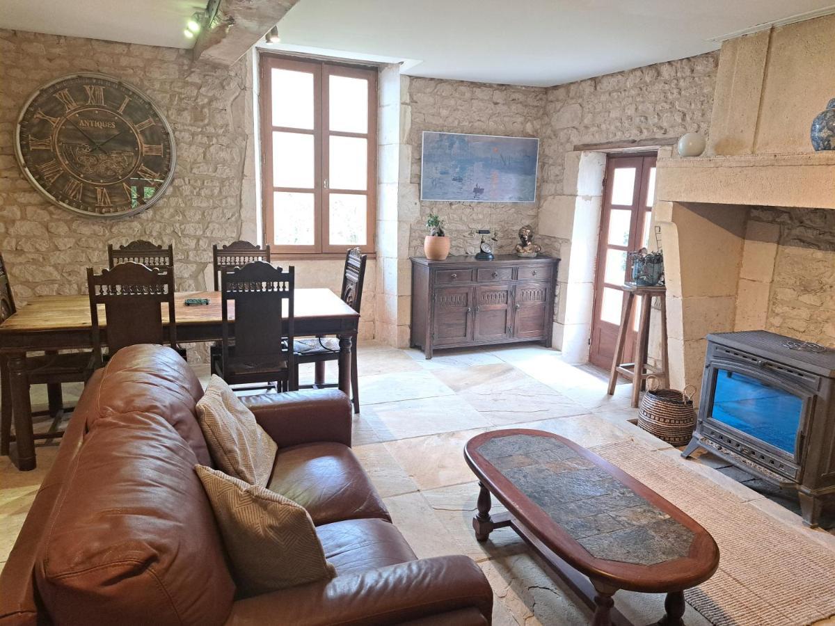 Le Moulin Etourneau - 3 Gites Avec 2 Piscines Champagnac  المظهر الخارجي الصورة